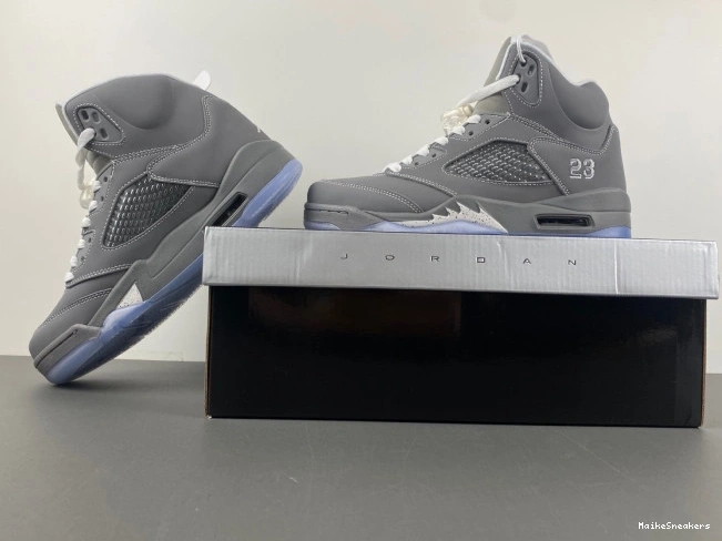 MaikeSneakers Wolf 5 Grey Retro Jordan Air 136027-005 0726